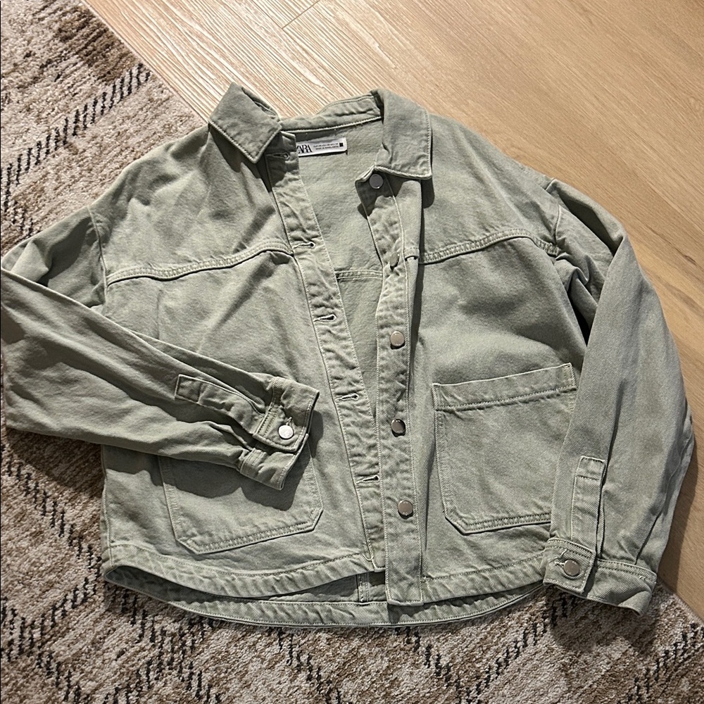 Light green Zara utility jacket